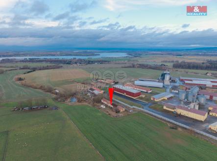 Pronájem skladovací prostor, 160 m²