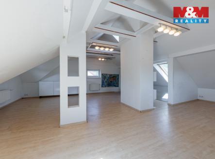 Prodej domu/vily, 240 m²