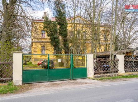 Prodej - dům/vila, 630 m²