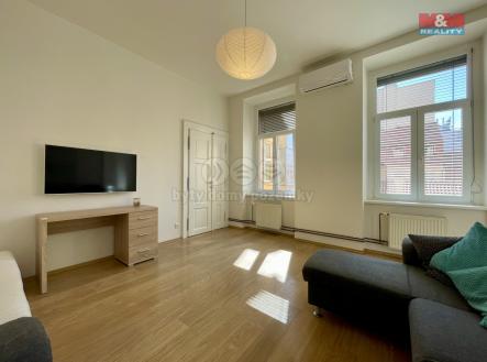 Pronájem bytu, 2+1, 73 m²