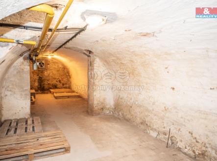 Pronájem skladovací prostor, 35 m²