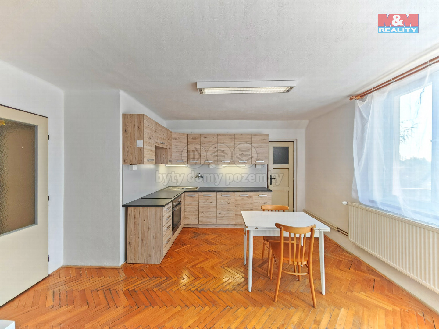 kuchyně s jídelnou