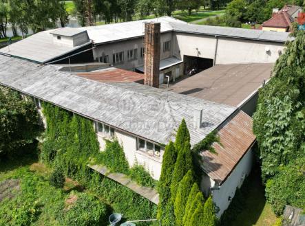 Pronájem obchodní prostor, 1 200 m²