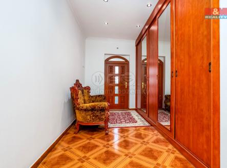 Prodej - dům/vila, 269 m²