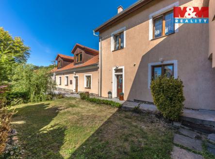 Prodej hotel, 1 015 m²