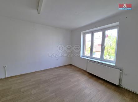 Pronájem bytu, 1+1, 60 m²