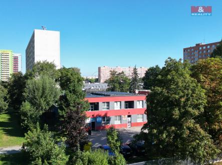 Pronájem obchodní prostor, 122 m²