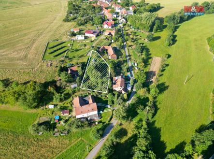 Prodej pozemku pro bydlení, 1 307 m²