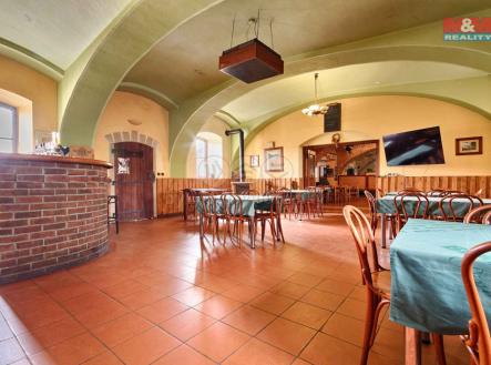 Prodej restaurace, 879 m²