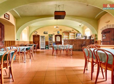 Prodej restaurace, 879 m²