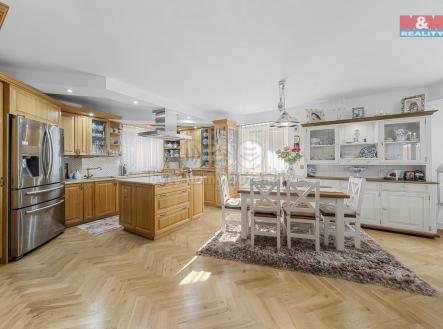 Prodej domu/vily, 411 m²