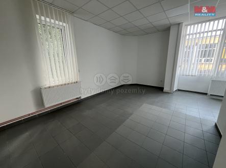 Pronájem kanceláře, 61 m²