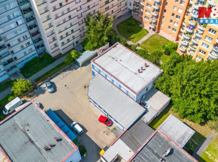 Prodej výrobní prostor, 1 100 m²