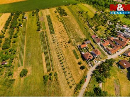 Prodej pozemku pro bydlení, 7 835 m²