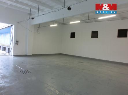 Pronájem skladovací prostor, 150 m²