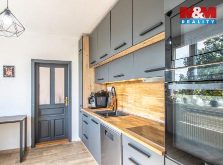 Prodej bytu, 4+1, 90 m²