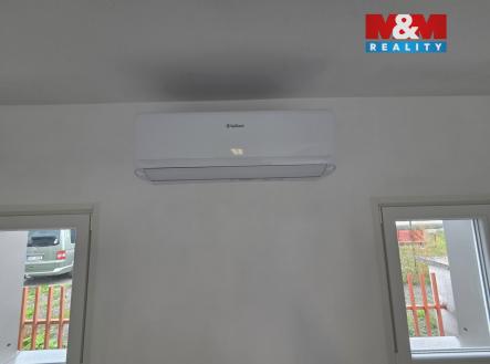 Pronájem kanceláře, 48 m²