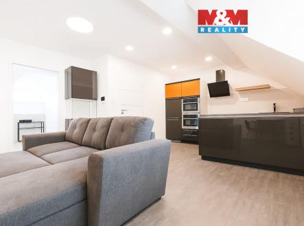 Pronájem bytu, 2+kk, 57 m²