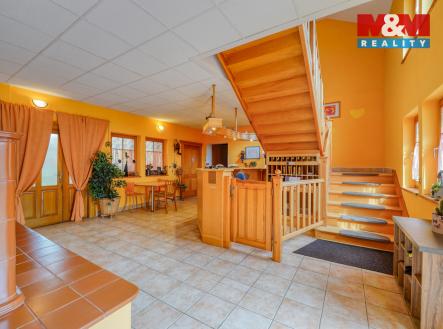 Prodej hotel, 689 m²