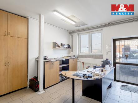 Prodej obchodní prostor, 300 m²