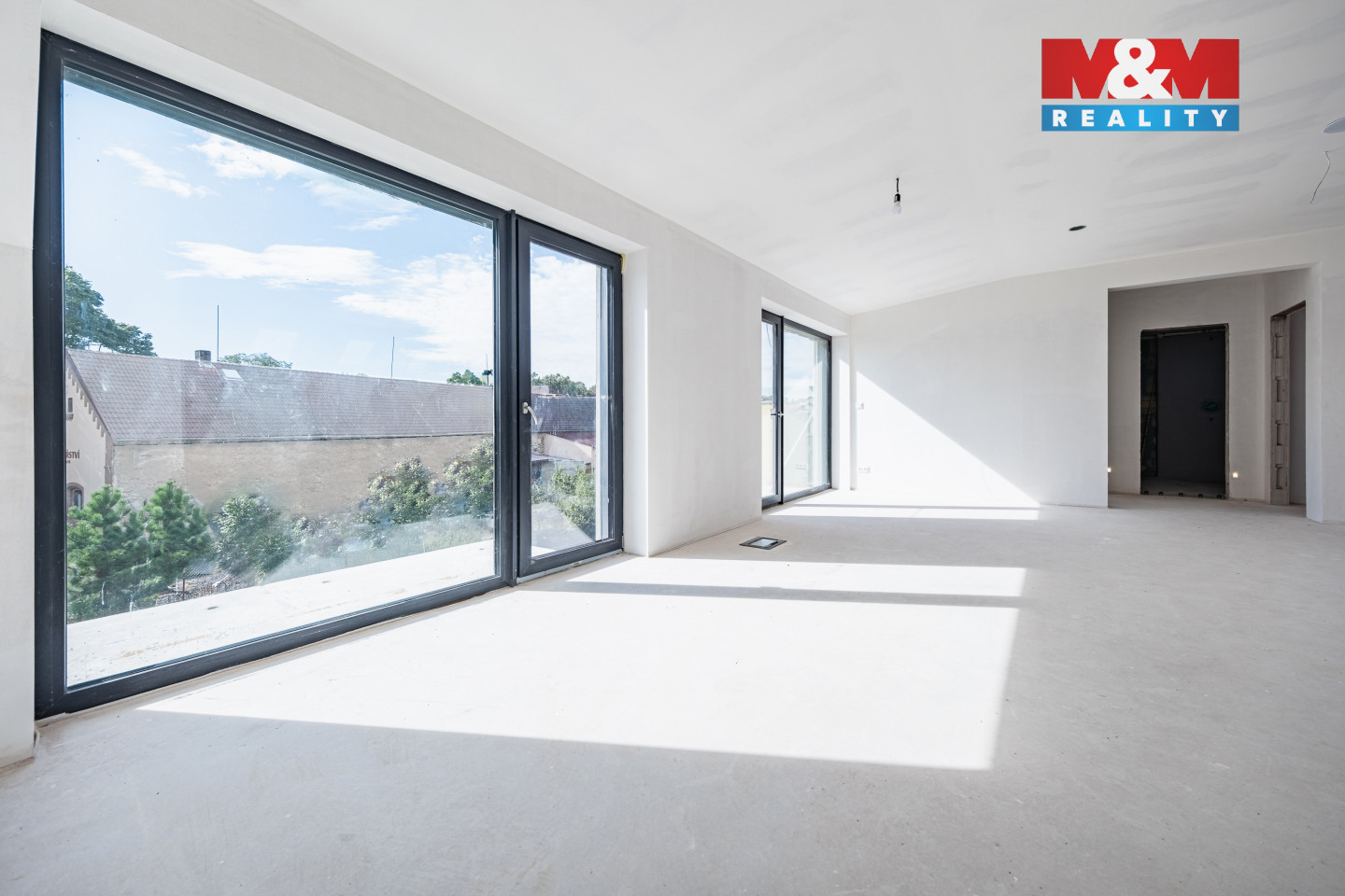 Prodej bytu 2+kk, 61 m2, Praha Holyně