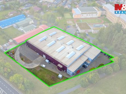 Pronájem skladovací prostor, 2 700 m²