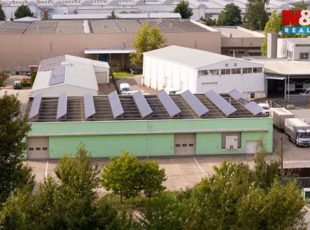 Pronájem skladovací prostor, 1 072 m²