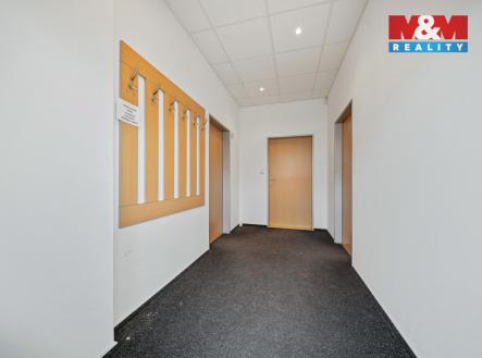 Pronájem skladovací prostor, 1 072 m²