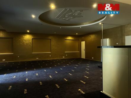 Pronájem obchodní prostor, 160 m²