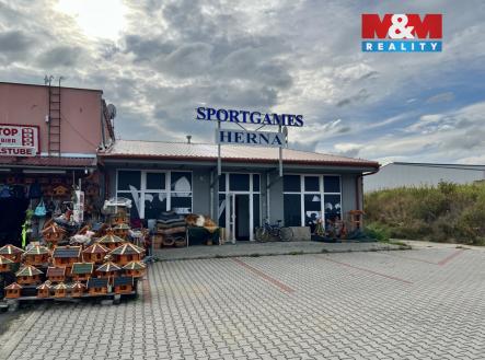 Pronájem obchodní prostor, 160 m²