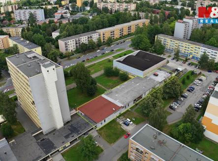 Prodej obchodní prostor, 2 200 m²