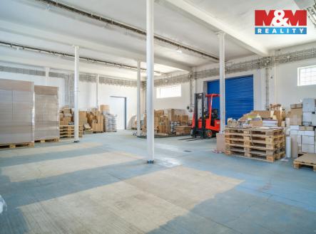 Prodej obchodní prostor, 1 200 m²