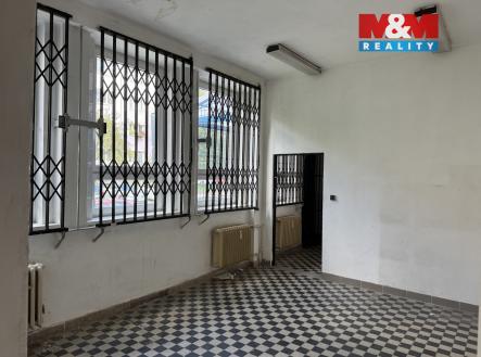 Pronájem obchodní prostor, 1 172 m²