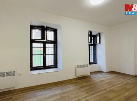 Pronájem bytu, 4+kk, 72 m²