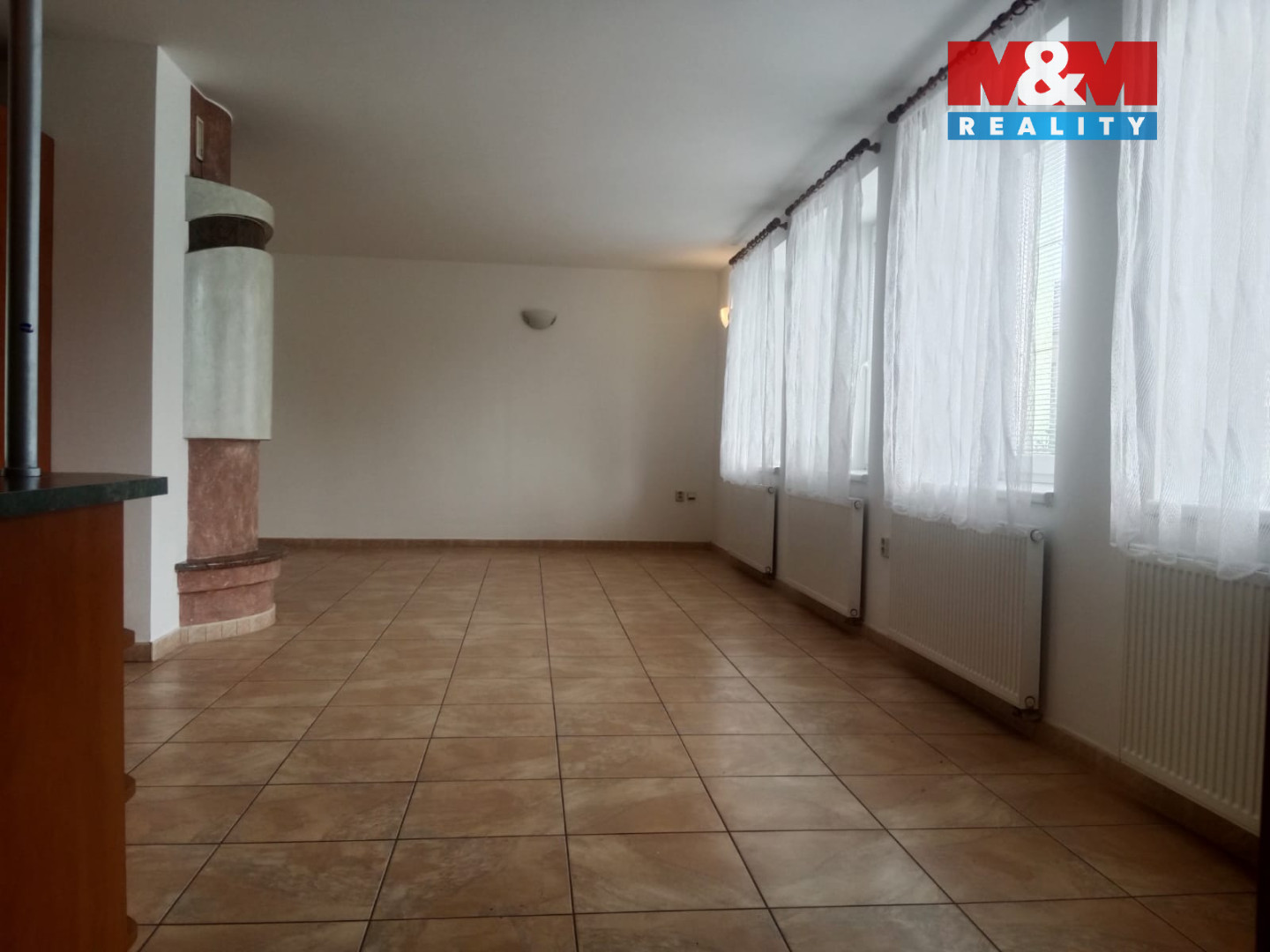 WhatsApp Image 2025-10-01 at 14.56.07 (4).jpeg