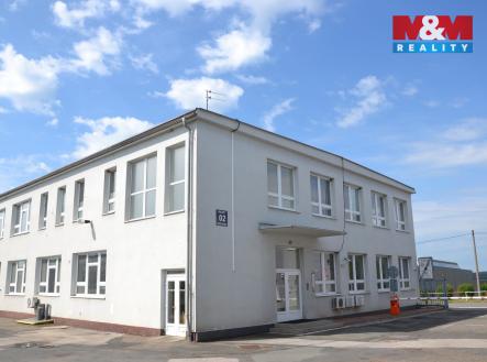 Pronájem obchodní prostor, 180 m²