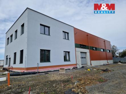 Pronájem skladovací prostor, 1 000 m²