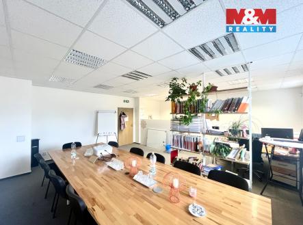 Pronájem kanceláře, 32 m²