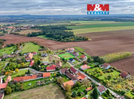 Prodej pozemku pro bydlení, 900 m²