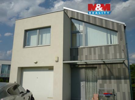 Pronájem domu/vily, 200 m²