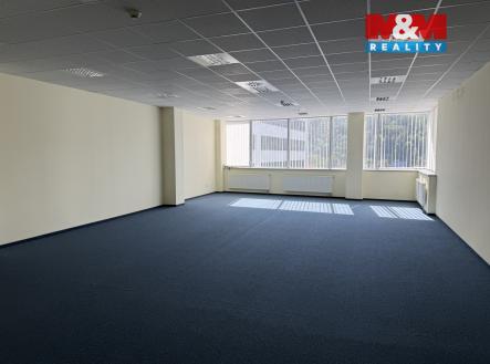 Pronájem obchodní prostor, 100 m²