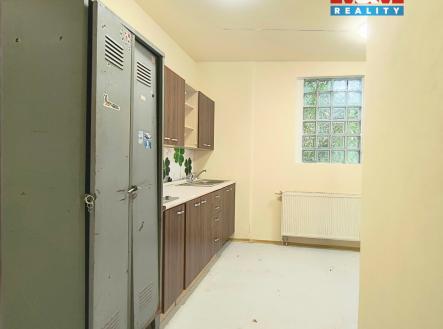 Pronájem obchodní prostor, 83 m²