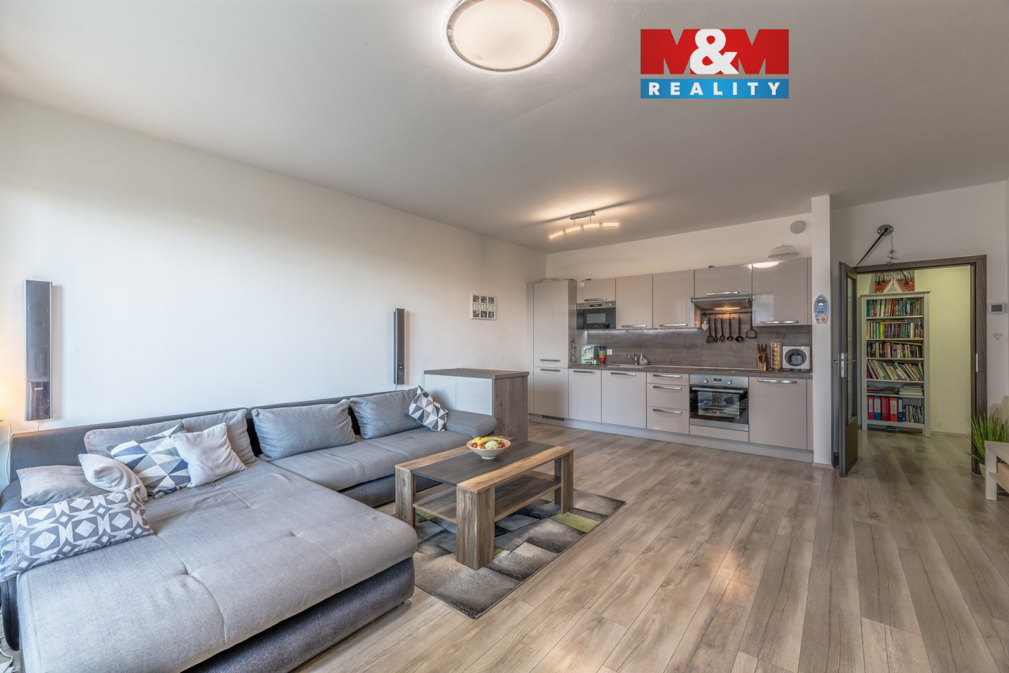 Obývací pokoj + KK