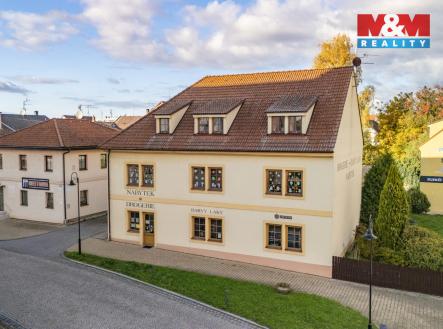 Pronájem obchodní prostory, 156 m²