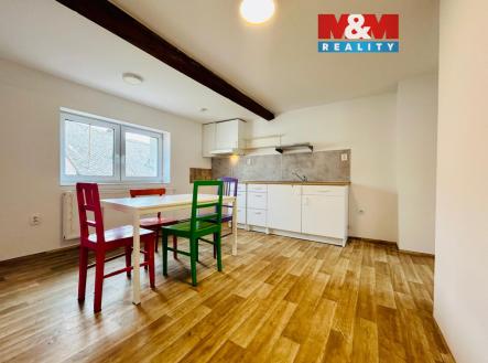 Pronájem bytu, 5+1, 105 m²