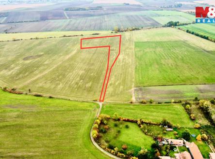 Prodej pozemku, zemědělská půda, 9 779 m²