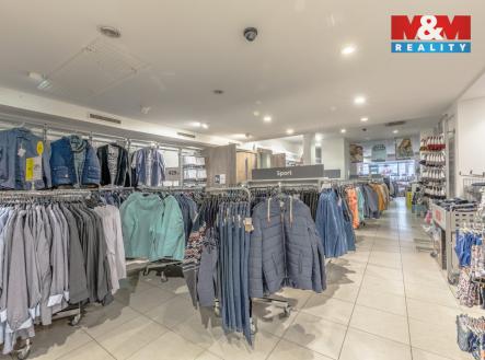 Pronájem obchodní prostor, 469 m²