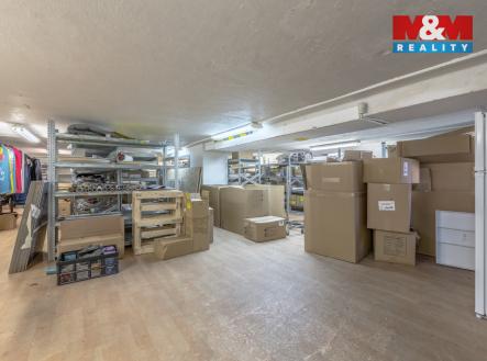 Pronájem obchodní prostor, 469 m²