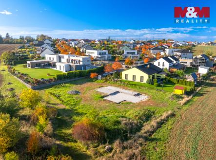 Prodej pozemku pro bydlení, 1 233 m²