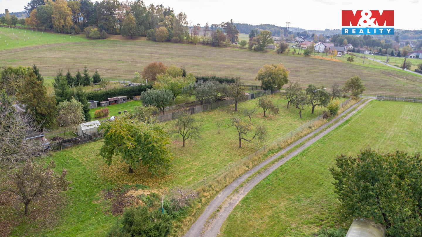 Pohled na pozemek